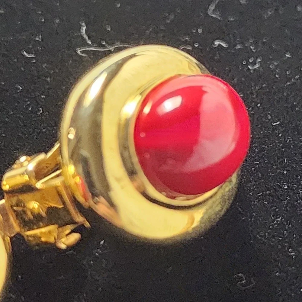 Vintage Gold Tone Red Cabochon Oval Clip On Earrings Statement Studs
